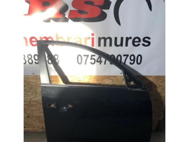 bontott KIA SORENTO Jobb első Ajtó (Üres lemez)