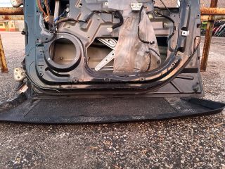 bontott KIA SORENTO Jobb első Ajtó (Üres lemez)