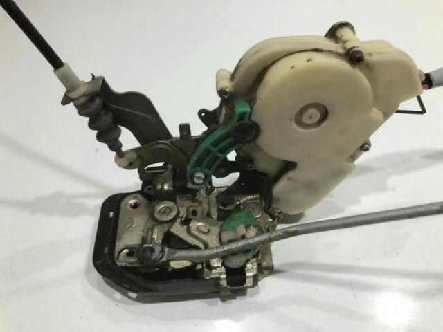 bontott KIA SORENTO Jobb első Ajtózár