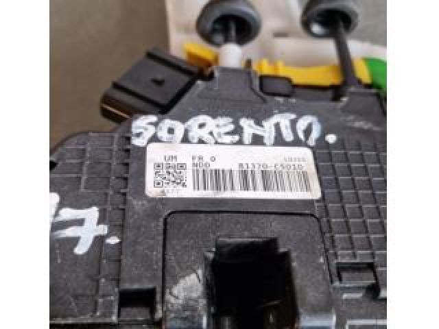 bontott KIA SORENTO Jobb első Ajtózár