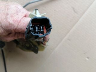 bontott KIA SORENTO Jobb első Ajtózár