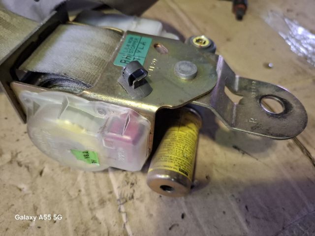 bontott KIA SORENTO Jobb első Biztonsági Öv