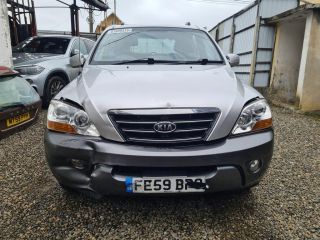 bontott KIA SORENTO Jobb első Dobbetét (Kerékjárati, Műanyag)