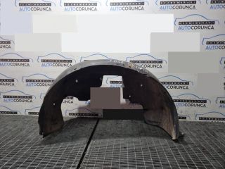 bontott KIA SORENTO Jobb első Dobbetét (Kerékjárati, Műanyag)