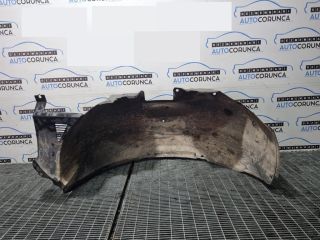 bontott KIA SORENTO Jobb első Dobbetét (Kerékjárati, Műanyag)