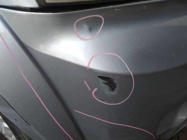 bontott KIA SORENTO Jobb első Gumikéder