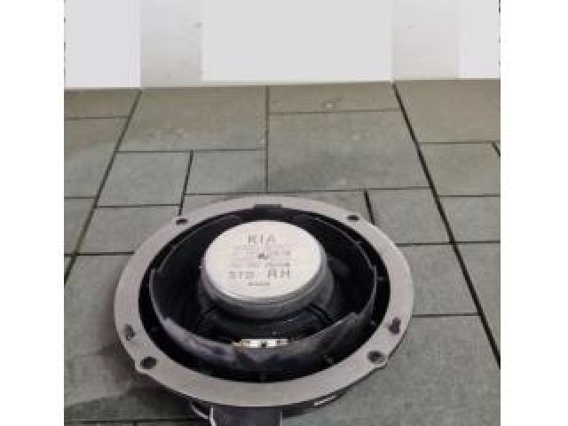 bontott KIA SORENTO Jobb első Hangszóró