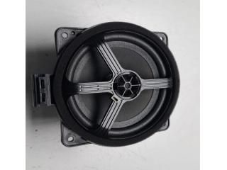 bontott KIA SORENTO Jobb első Hangszóró