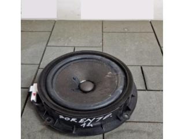 bontott KIA SORENTO Jobb első Hangszóró