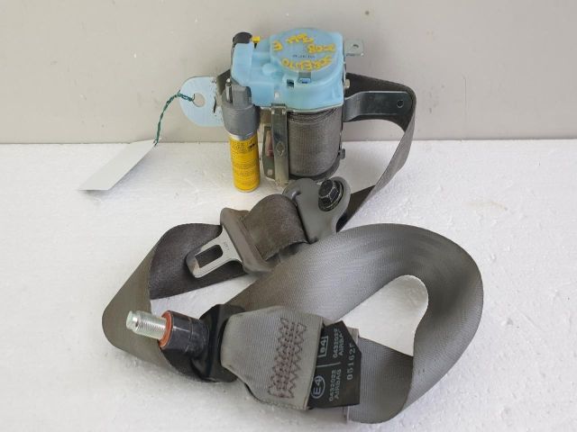 bontott KIA SORENTO Jobb első Övfeszítő