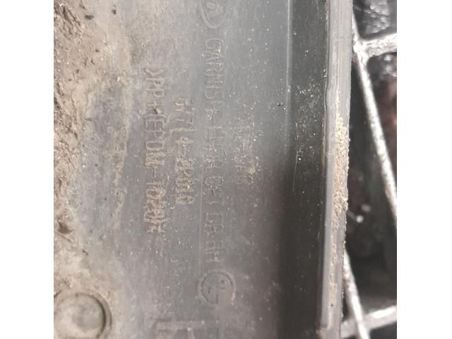 bontott KIA SORENTO Jobb első Sárvédő Szélesítő