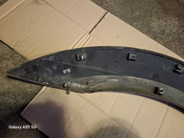 bontott KIA SORENTO Jobb első Sárvédő Szélesítő