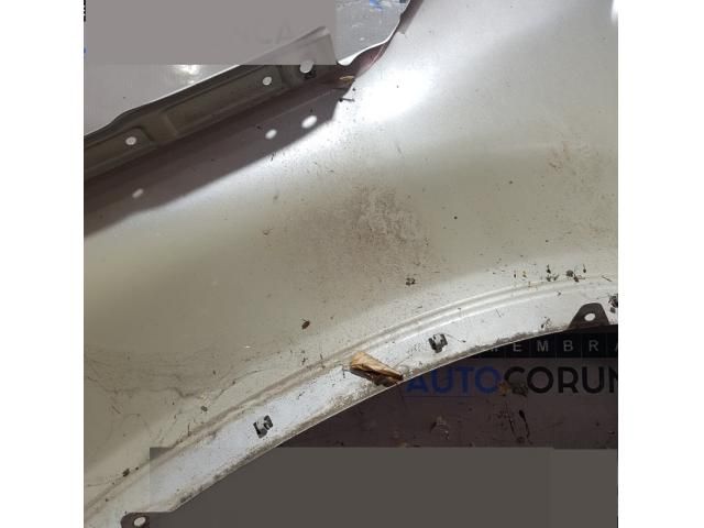 bontott KIA SORENTO Jobb első Sárvédő