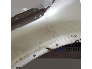 bontott KIA SORENTO Jobb első Sárvédő