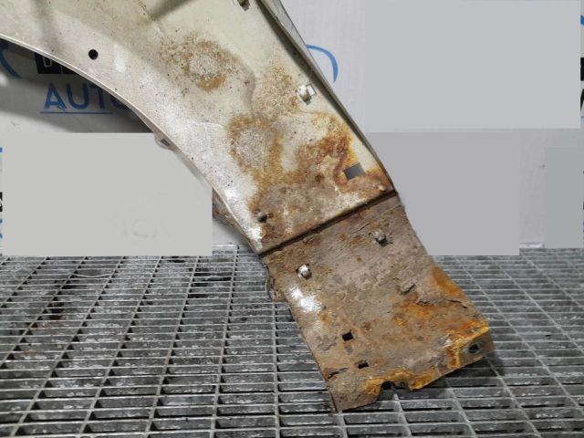 bontott KIA SORENTO Jobb első Sárvédő