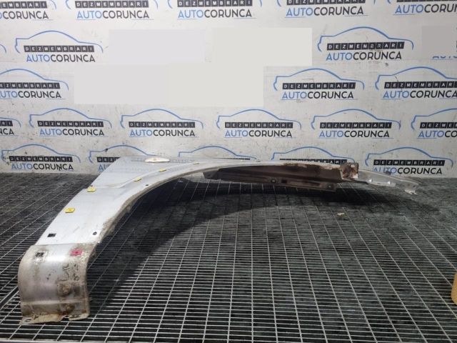 bontott KIA SORENTO Jobb első Sárvédő