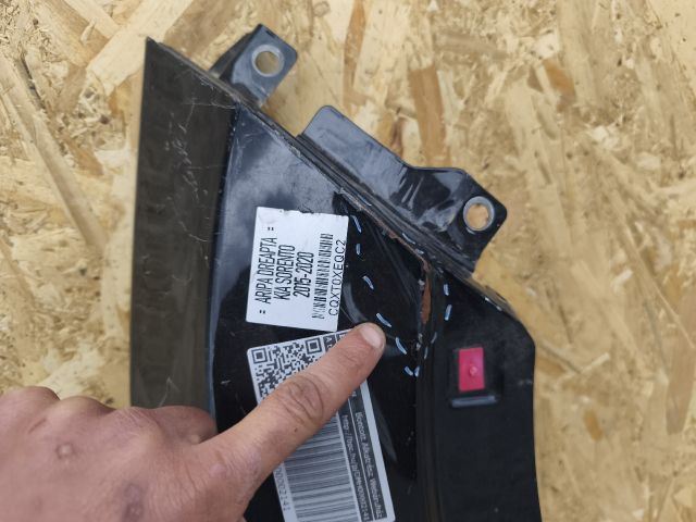 bontott KIA SORENTO Jobb első Sárvédő