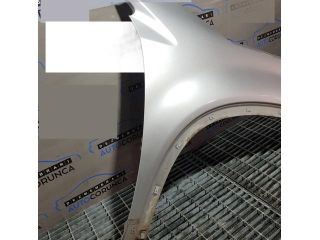 bontott KIA SORENTO Jobb első Sárvédő