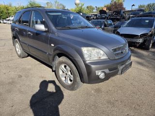 bontott KIA SORENTO Jobb első Sárvédő