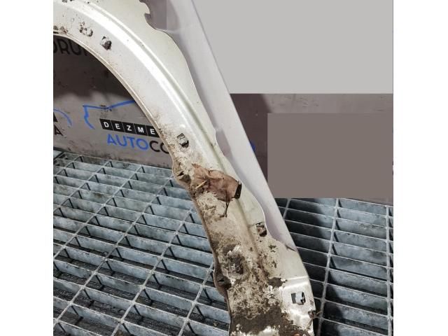 bontott KIA SORENTO Jobb első Sárvédő