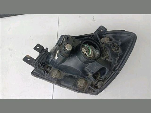 bontott KIA SORENTO Jobb Fényszóró