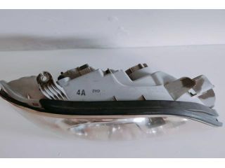 bontott KIA SORENTO Jobb Fényszóró