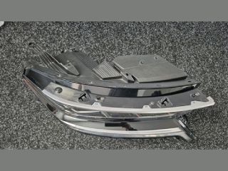 bontott KIA SORENTO Jobb Fényszóró