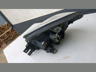 bontott KIA SORENTO Jobb Fényszóró