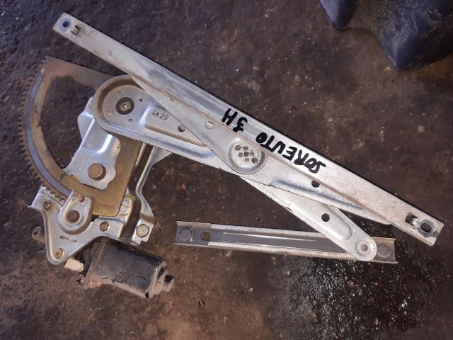 bontott KIA SORENTO Jobb hátsó Ablakemelő Szerkezet (Elektromos)