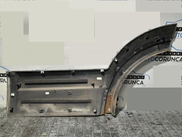 bontott KIA SORENTO Jobb hátsó Ajtó Díszléc