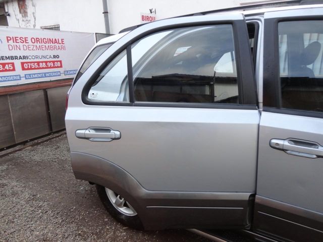 bontott KIA SORENTO Jobb hátsó Ajtó (Üres lemez)