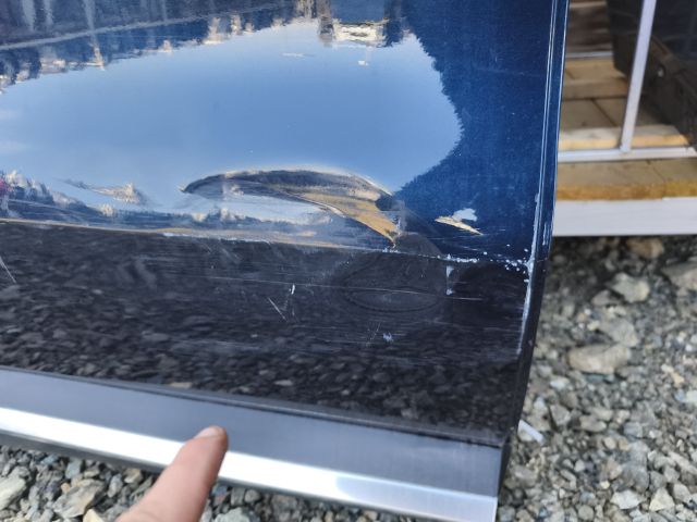 bontott KIA SORENTO Jobb hátsó Ajtó (Üres lemez)