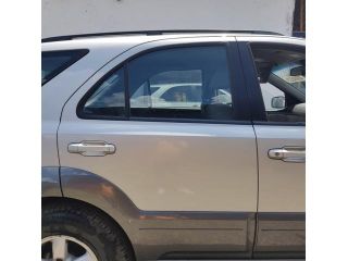 bontott KIA SORENTO Jobb hátsó Ajtó (Üres lemez)