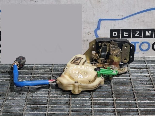 bontott KIA SORENTO Jobb hátsó Ajtózár