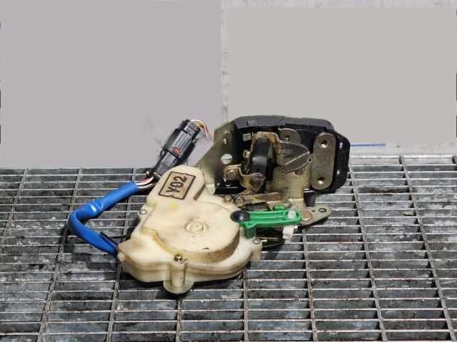 bontott KIA SORENTO Jobb hátsó Ajtózár