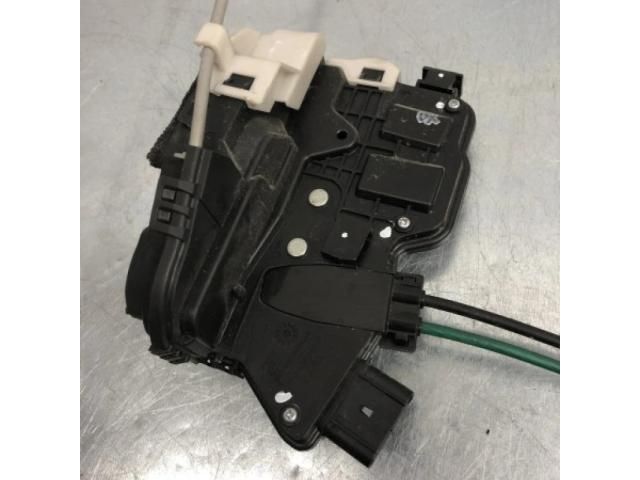 bontott KIA SORENTO Jobb hátsó Ajtózár