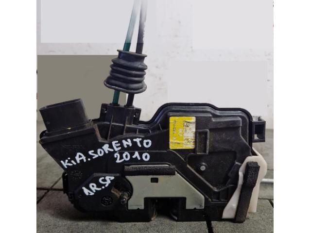 bontott KIA SORENTO Jobb hátsó Ajtózár