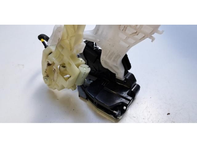 bontott KIA SORENTO Jobb hátsó Ajtózár