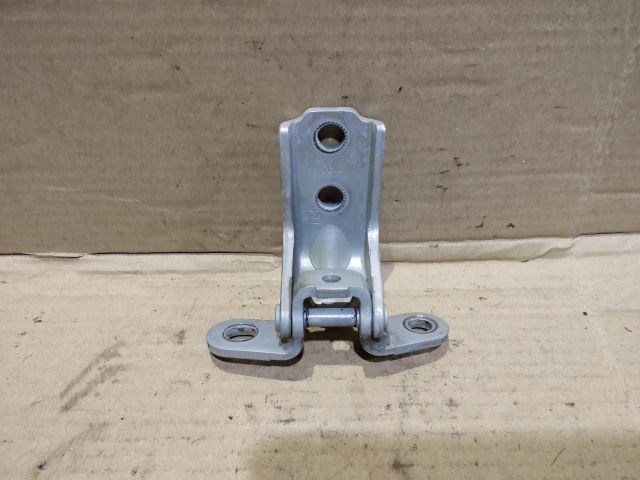 bontott KIA SORENTO Jobb hátsó Felső Zsanér