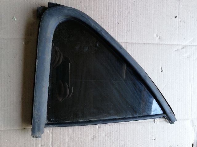 bontott KIA SORENTO Jobb hátsó Fixüveg (Ajtóban)