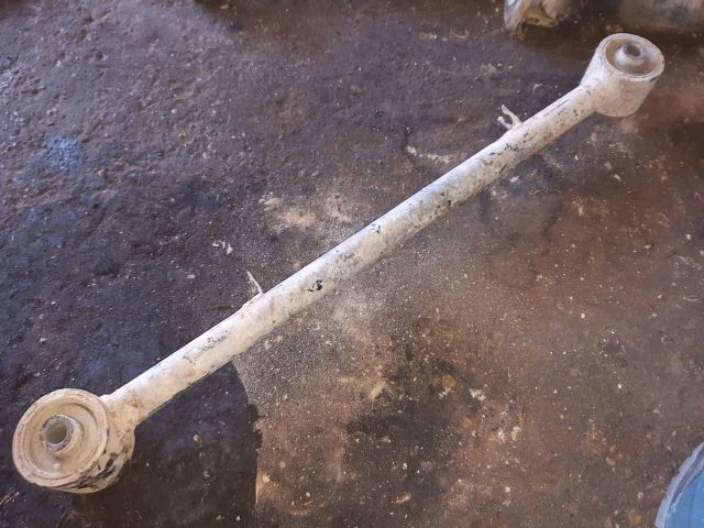 bontott KIA SORENTO Jobb hátsó Futómű Kitámasztó