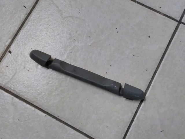 bontott KIA SORENTO Jobb hátsó Kapaszkodó (Felső)