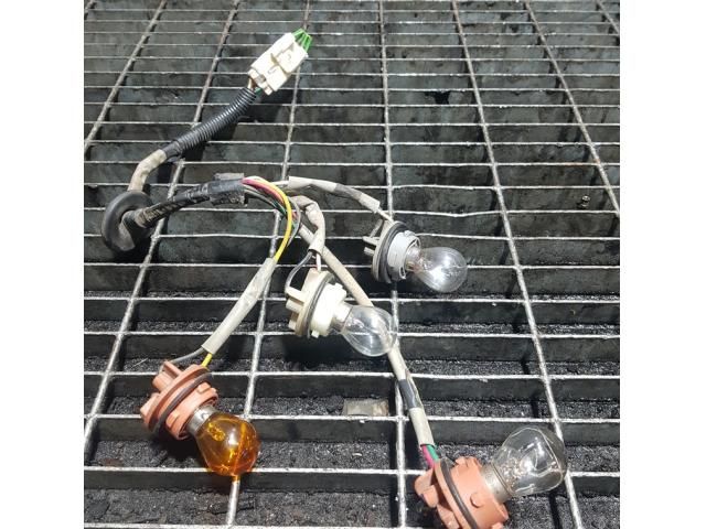 bontott KIA SORENTO Jobb Hátsó Lámpa