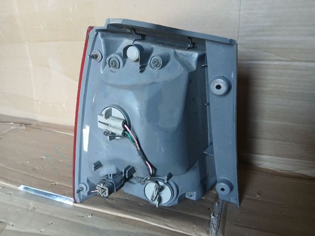 bontott KIA SORENTO Jobb Hátsó Lámpa