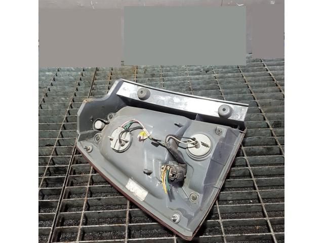 bontott KIA SORENTO Jobb Hátsó Lámpa