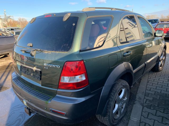 bontott KIA SORENTO Jobb hátsó Zsanér