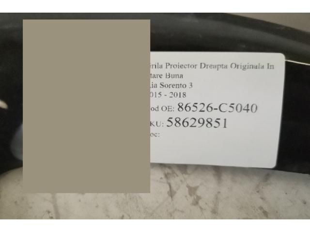 bontott KIA SORENTO Jobb Ködlámpa Rács