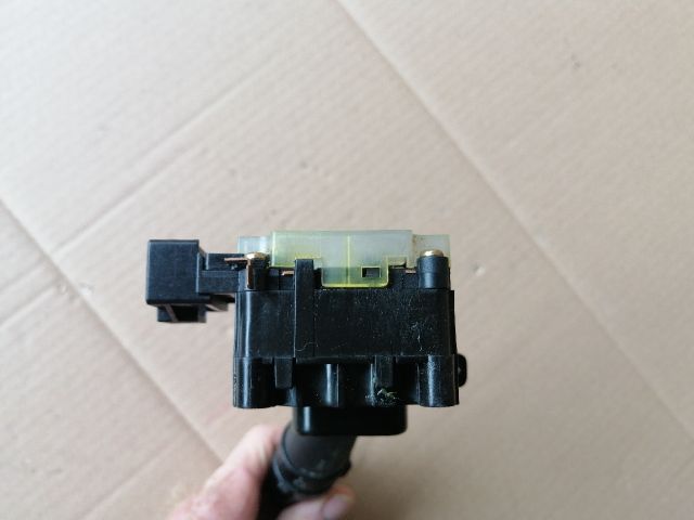 bontott KIA SORENTO Jobb Kormánykapcsoló Ablaktörlő