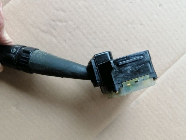 bontott KIA SORENTO Jobb Kormánykapcsoló Ablaktörlő