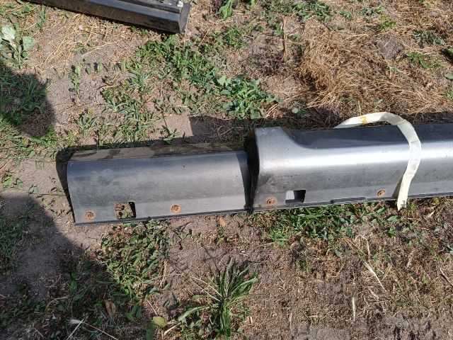 bontott KIA SORENTO Jobb Küszöb